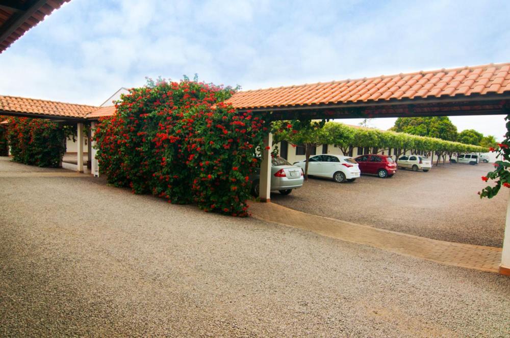Mediterraneo Park Hotel Tres Lagoas Bagian luar foto